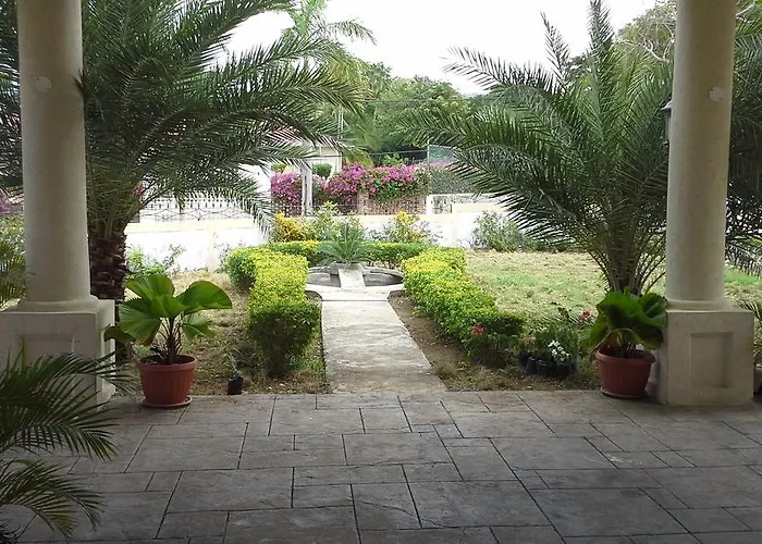 Mishkan Guest house Runaway Bay